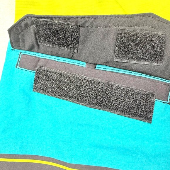 Quiksilver Men's 4-Way Stretch Striped Boardshorts Size 29 - NWT - Picture 3 of 8